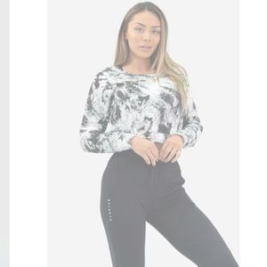 Balance athletica tie die cropped crew